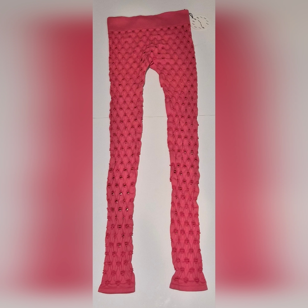 Maisie Wilen Salmon Pink Textured Popcorn‎ Leggings